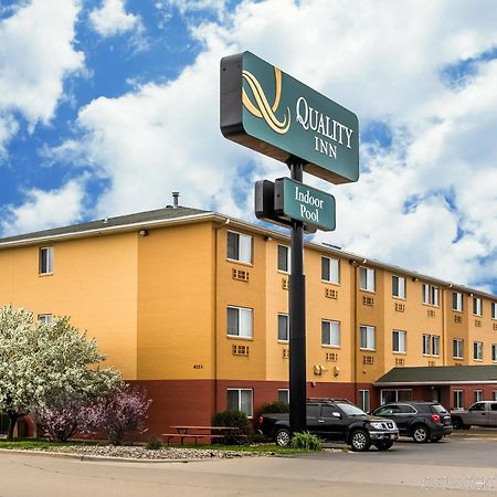 Quality Inn Dubuque On Hwy 20 Exterior foto